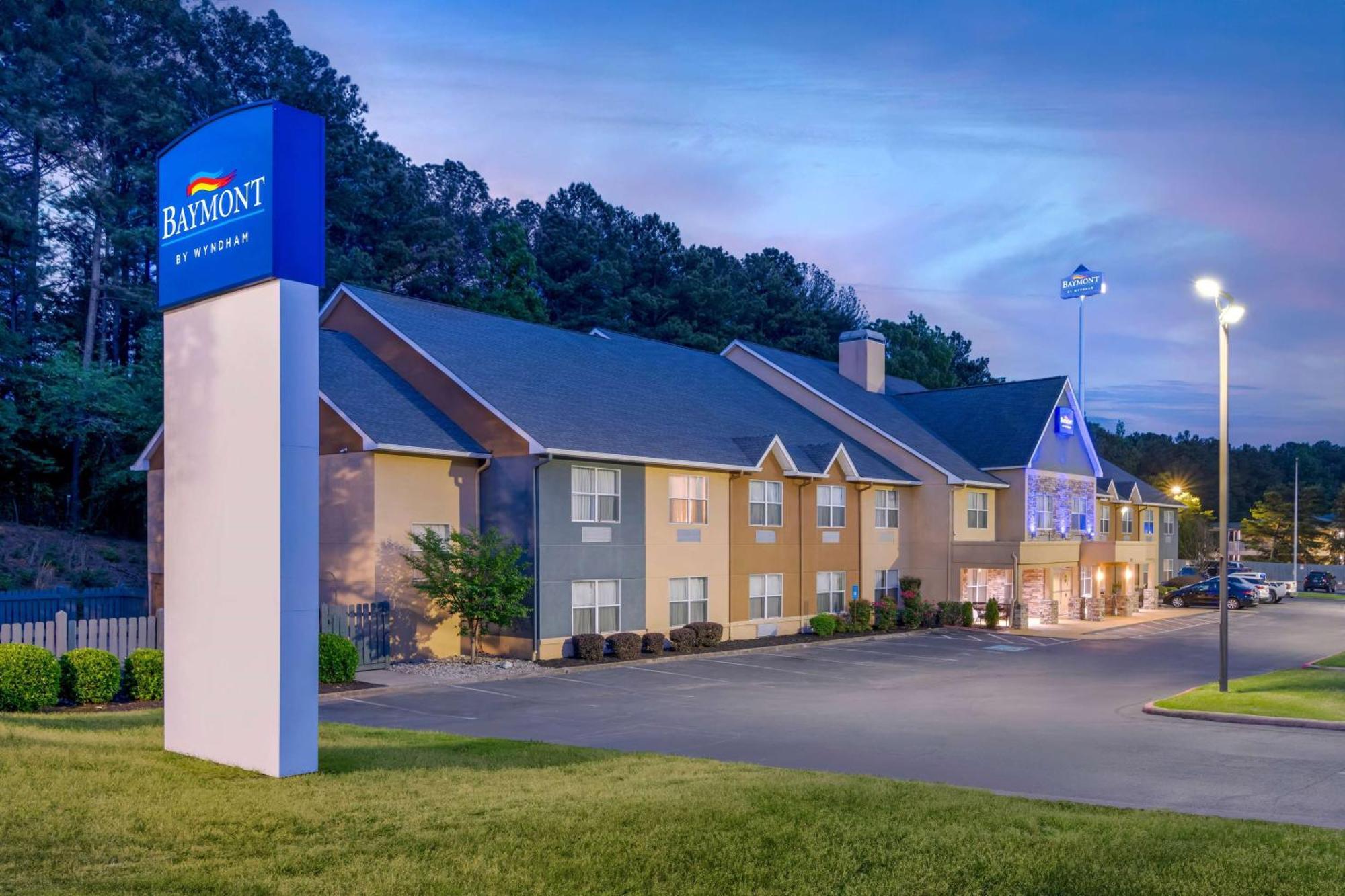 6 Smart Budget Hotels Near Wade Green Crossing Worth Booking